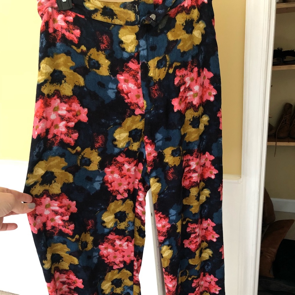 Wide leg floral bottoms